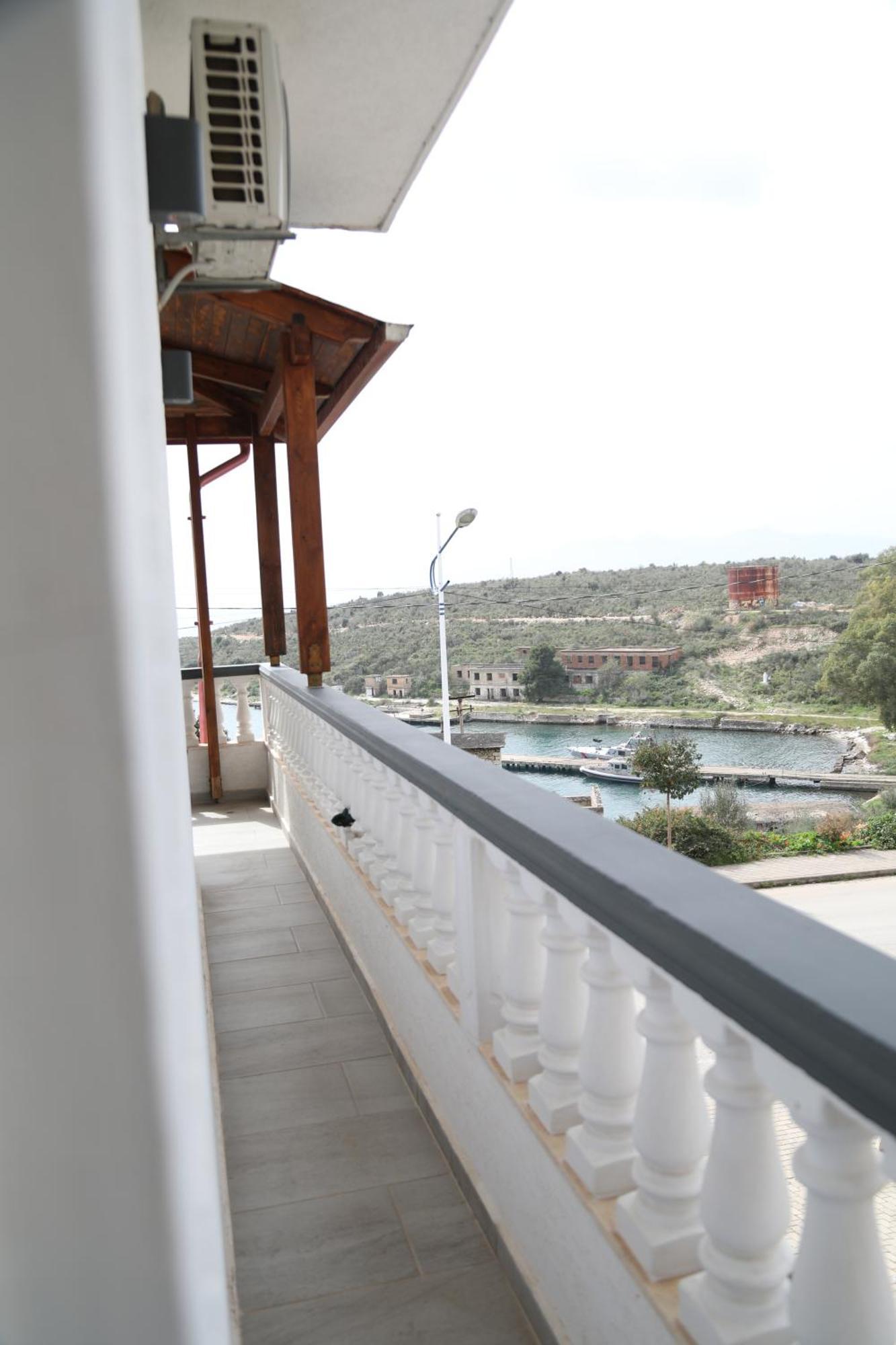Relax Mea Hotel Sarande Exterior photo